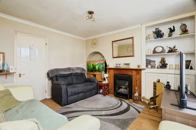 South Road, Hailsham, BN27, photo 3