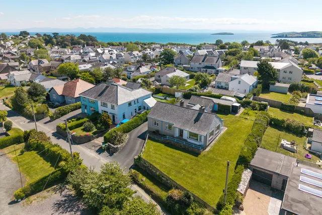 Photo 2 — Penrallt, Abersoch, Pwllheli, Gwynedd, LL53 7HR