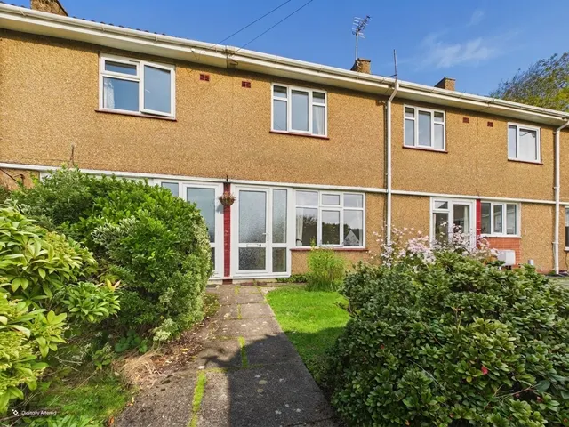 Heathwood Road, West Cross, SA3, photo 1