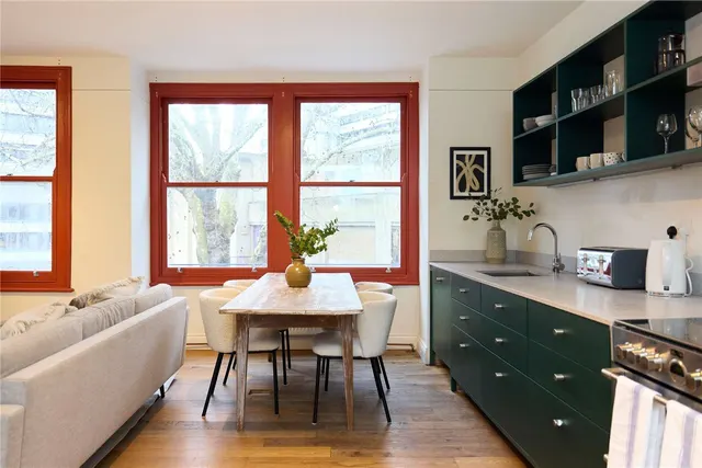 Fleet Road, London, NW3, photo 1