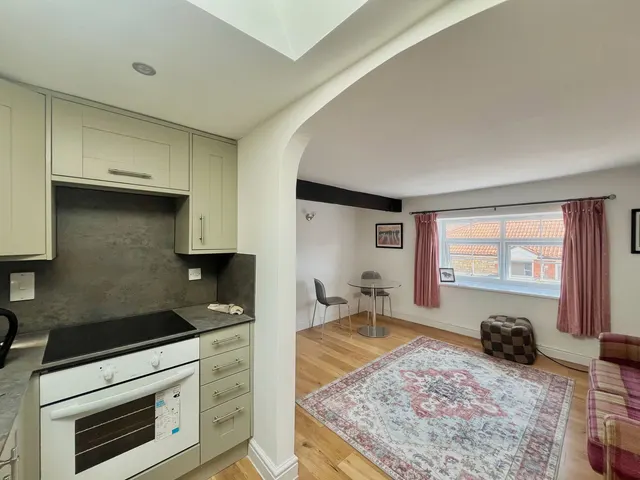 Vineys Yard, Bruton, BA10, photo 3
