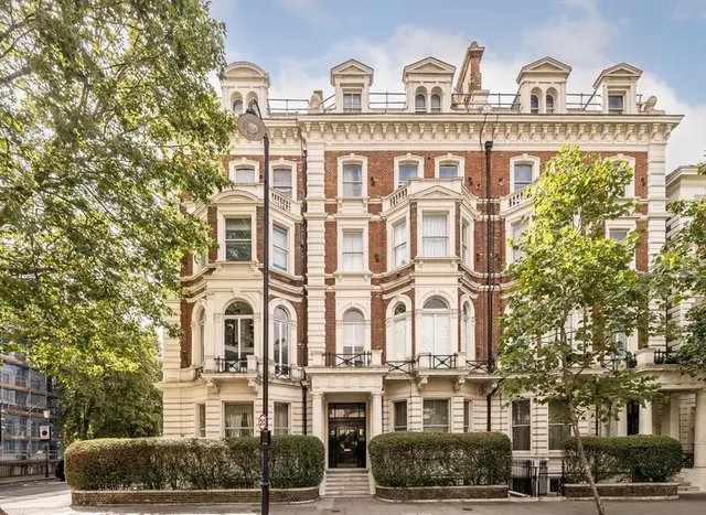 Cromwell Road, Earls Court, SW5, photo 1