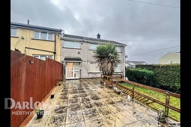 Cypress Close, Merthyr Tydfil, photo 1
