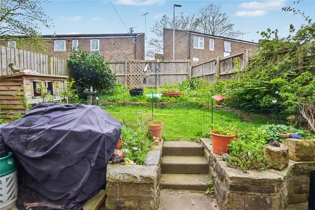 Bawn Drive, Leeds, LS12, photo 1