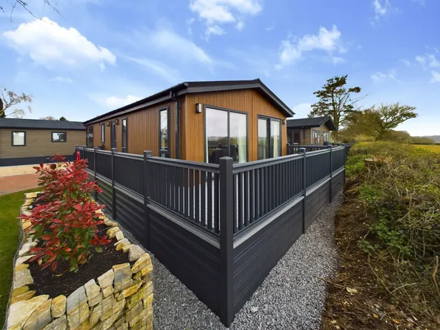 Sidmouth Road, Rousdon, DT7, photo 1