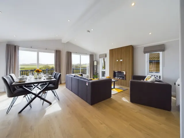 Sidmouth Road, Rousdon, DT7, photo 3