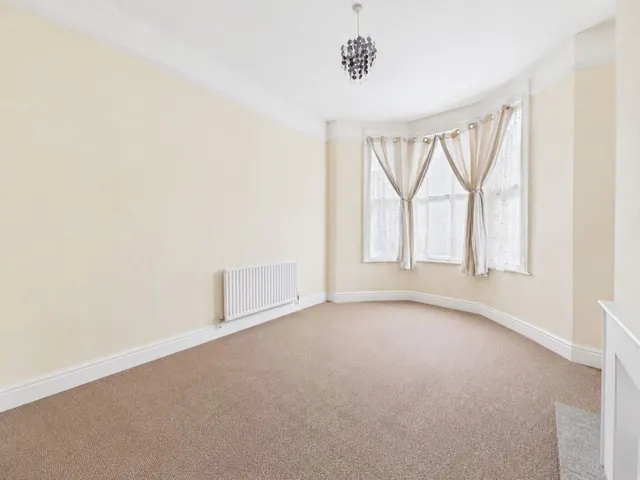George Street, Weston-Super-Mare, BS23, photo 3