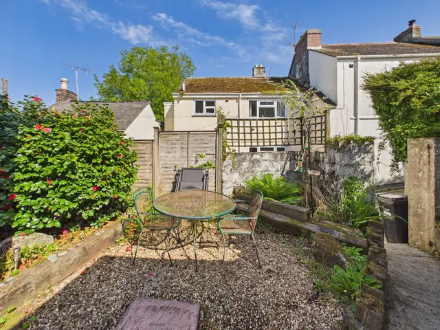 Photo 3 — Truro Lane, Penryn