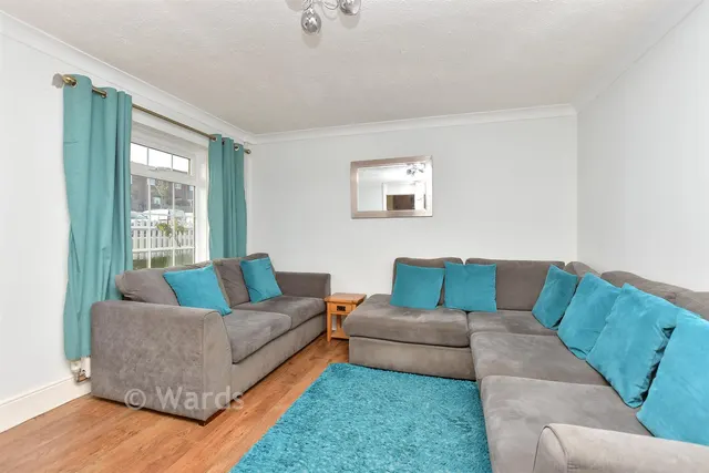 Goldfinch Close, Faversham, ME13, photo 3