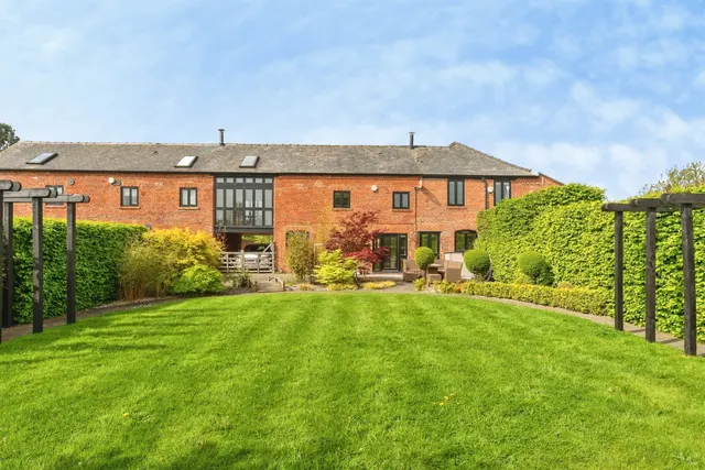 Photo 3 — Poplar Hall Lane, Chorlton-By-Backford, Chester