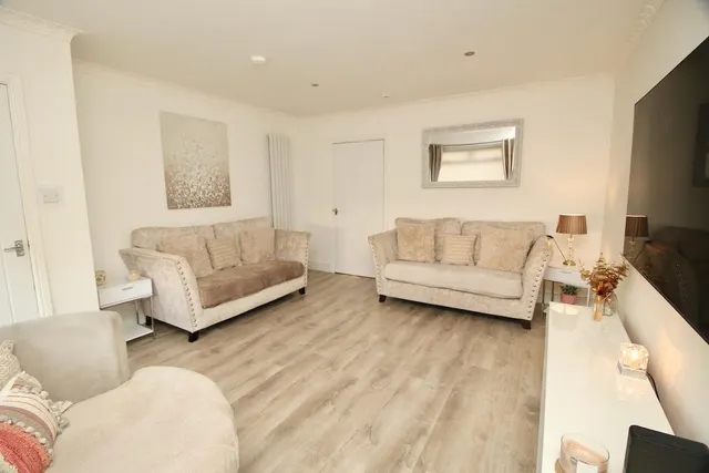Photo 2 — Beauly Road, Baillieston, G69 7AX