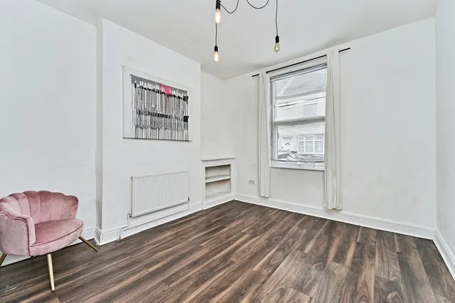 Regent Street, Willenhall, WV13, photo 2