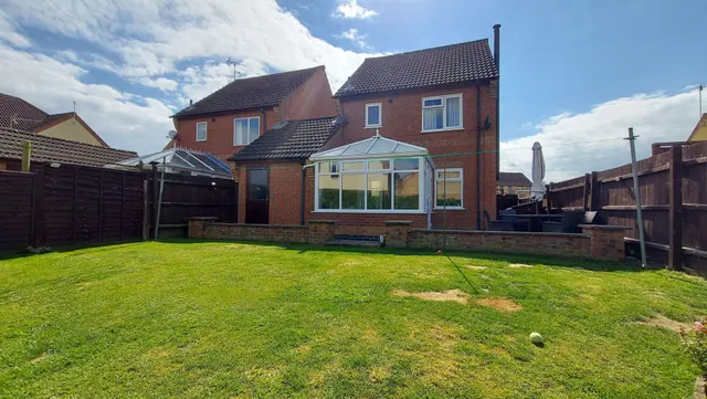 Photo 2 — The Causeway, Thurlby, Bourne, PE10