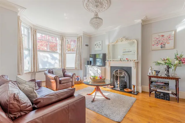 Witham Road, Isleworth, photo 2
