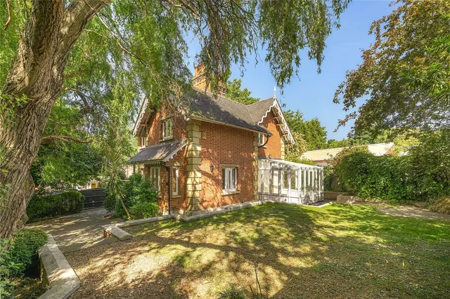 Abbotsbury Road, London, W14 8EJ, photo 1