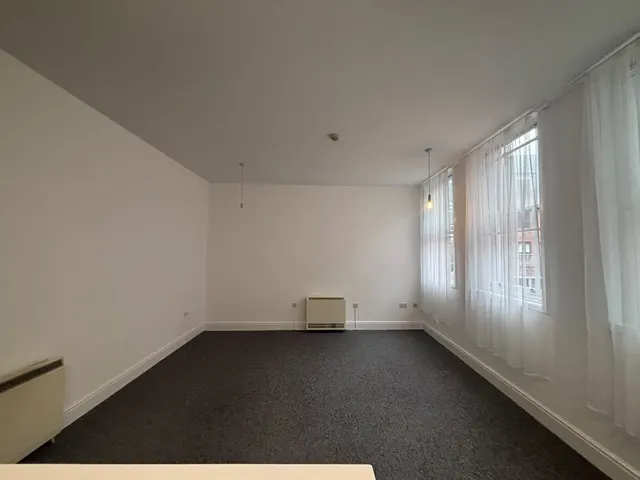 Short Hill, Nottingham, NG1, photo 2