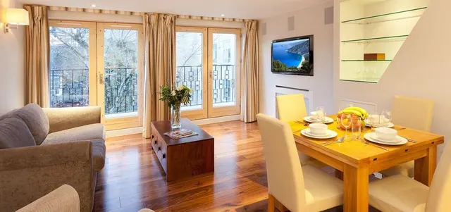 Tavistock Place, London, WC1H, photo 2