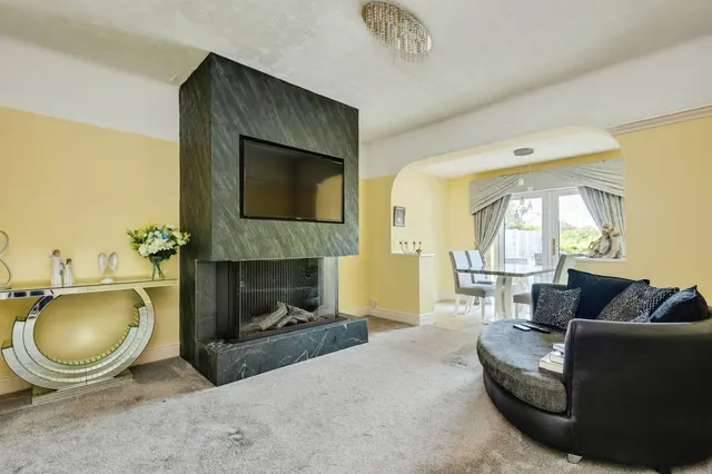 Kingsway, Widnes, WA8, photo 2