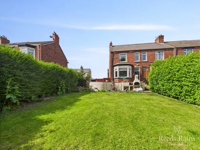 Glebe Houses, Ferryhill, DL17, photo 1