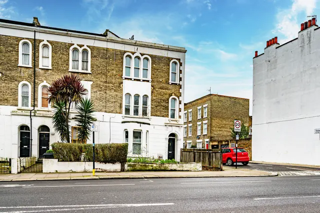 105 Malden Road, London, photo 1