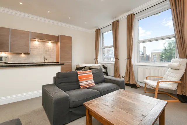 Petersham Road, Richmond, TW10, photo 1