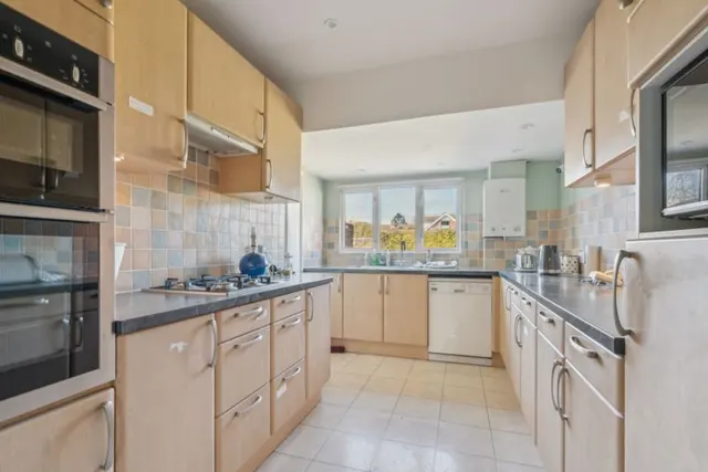 Photo 3 — Blind Lane, Bourne End SL8 5TN