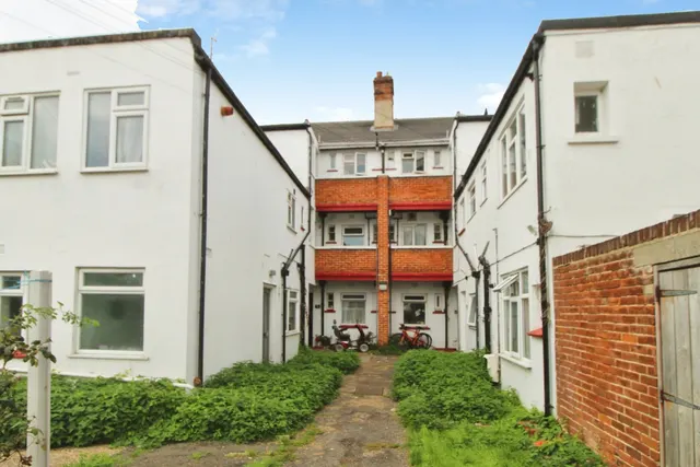 Rosemary Crescent, Clacton-On-Sea, CO15, photo 3