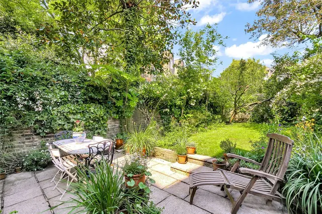 Royal Crescent, Holland Park, London, W11 4SL, photo 1
