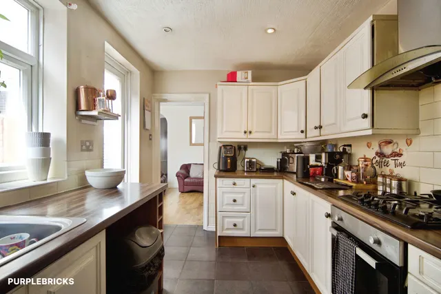 Eastbrook Road, Waltham Abbey, EN9, photo 2
