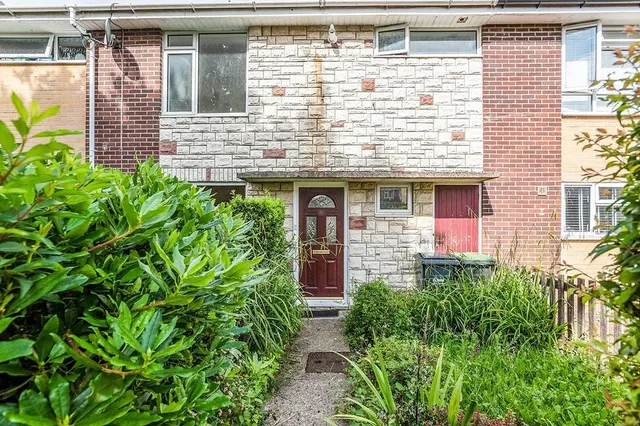 Lambert Close, Waterlooville, PO7, photo 1