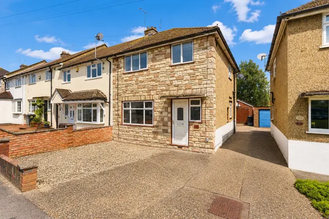 Kings Road, London Colney, AL2, photo 1