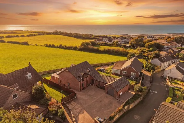 Keys Brow, High Harrington, CA14, photo 1