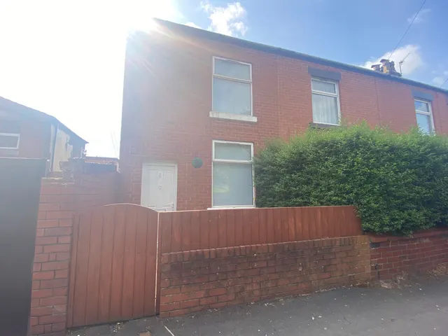 Beaconsfield Terrace, Chorley, PR6, photo 3
