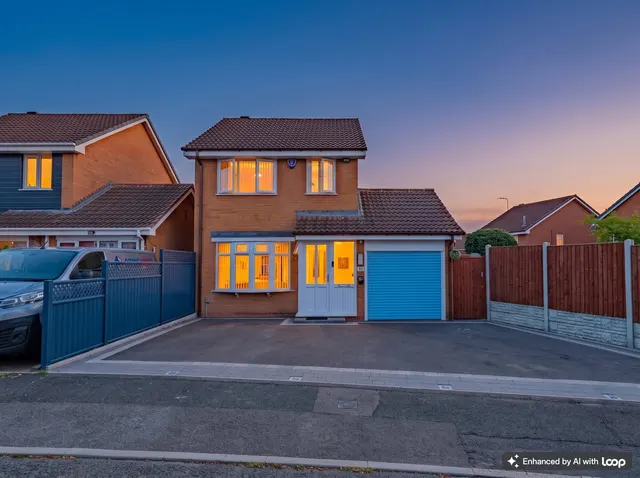 Cumberland Close, Kingswinford, DY6, photo 2
