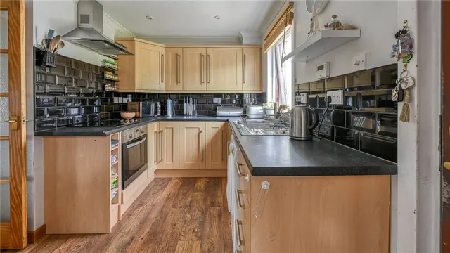 Photo 2 — Morefield Place, Ullapool, Highland, IV26 2TS