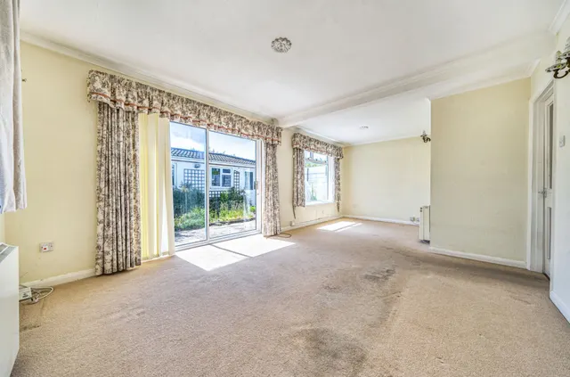 Coney Close, East Wittering, PO20, photo 3