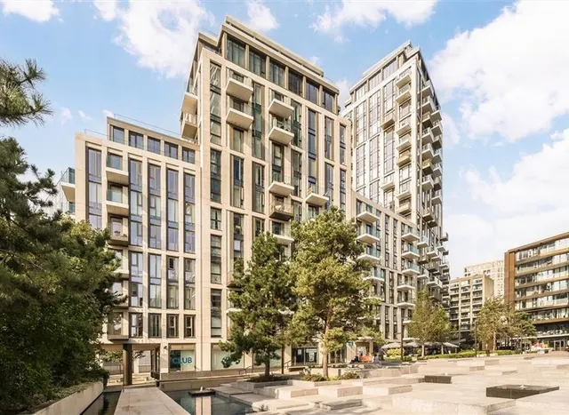 Vaughan Way, E1W, photo 1