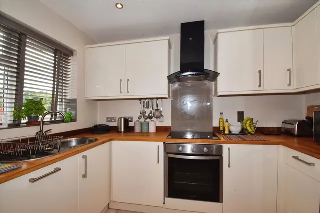 Mablowe Field, Wigston, LE18, photo 3
