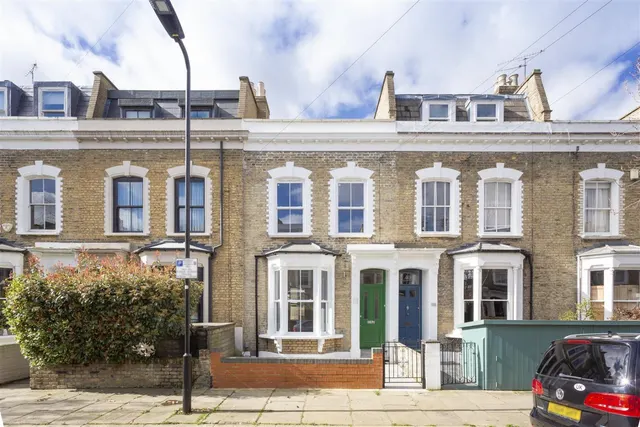 Harcombe Road, London, N16, photo 1
