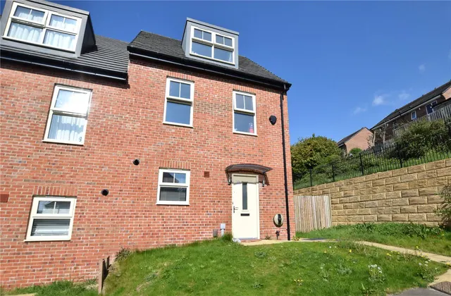 Whorlton Way, Leeds, LS14, photo 1