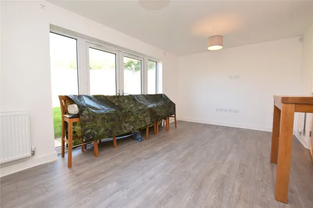 Whorlton Way, Leeds, LS14, photo 2
