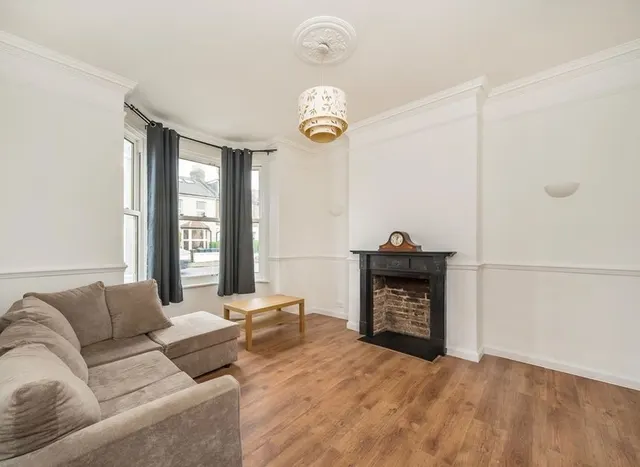 Photo 2 — Haydons Road, Wimbledon, SW19