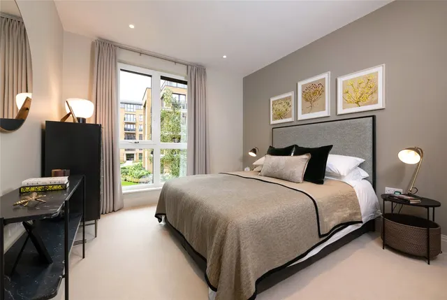 Broom Road, Teddington, TW11, photo 3