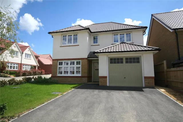 Honeysuckle Avenue, Cheltenham, GL53, photo 2
