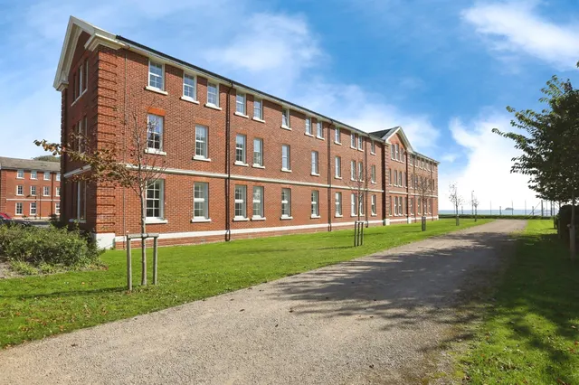 Wakeley Drive, Gosport, photo 1