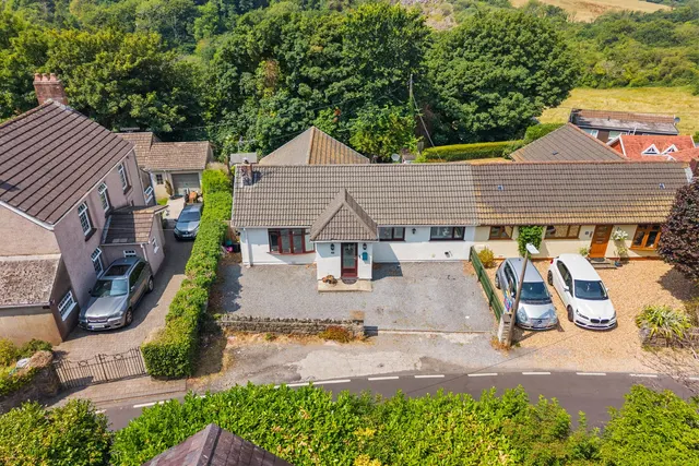 Bishopston Road, Bishopston, SA3, photo 1