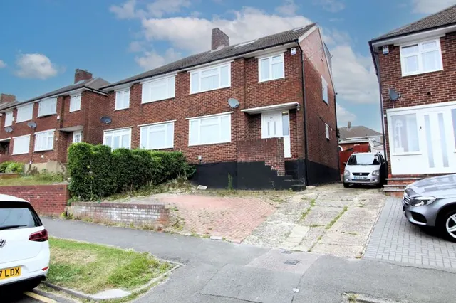 Grampian Way, Luton, LU3, photo 1
