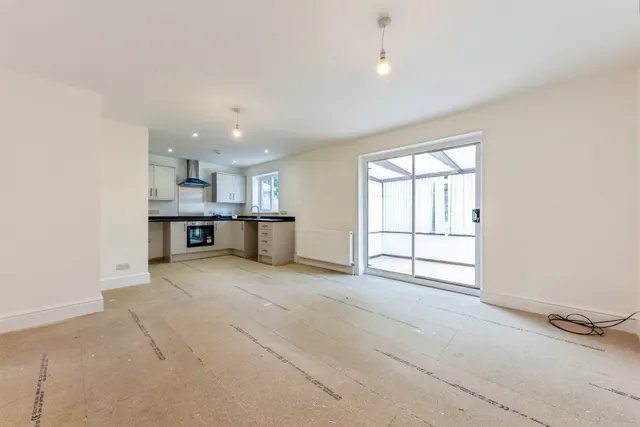 School View, Bottesford, NG13, photo 2