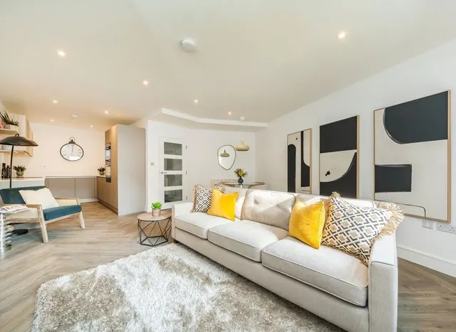 Coral Row, Battersea, SW11, photo 1