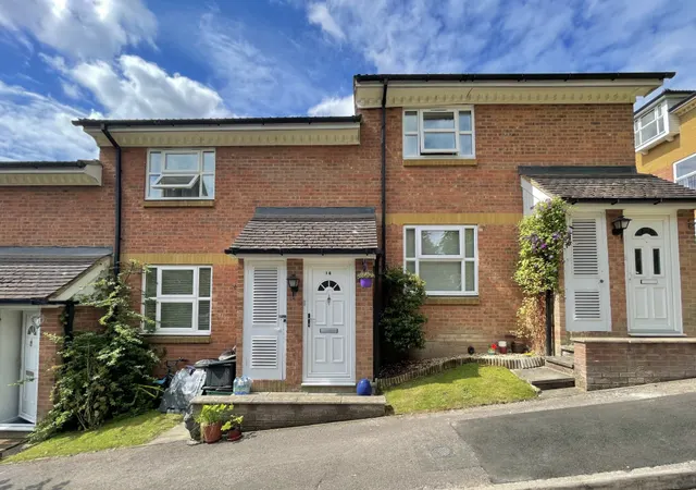 Lower Furney Close, High Wycombe, HP13, photo 1